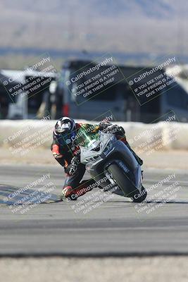 media/Sep-20-2025-Race Pace (Sat) [[d4e1b33f4d]]/Verified/Turn 2 (920am)/